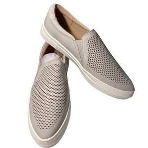 Journee Collection Womens Comfort Gray Faybia SneakerSize 10